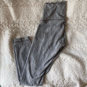 Wunder under hi rise 25”